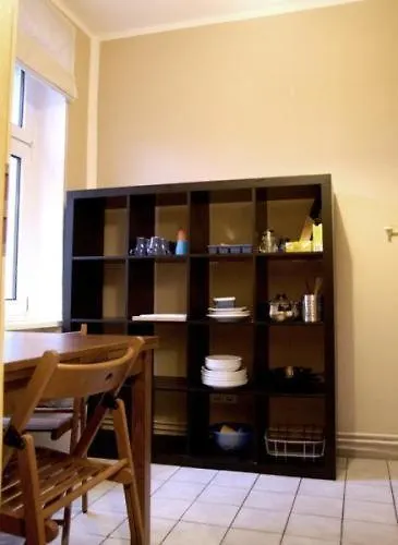 Lette'm Sleep برلين